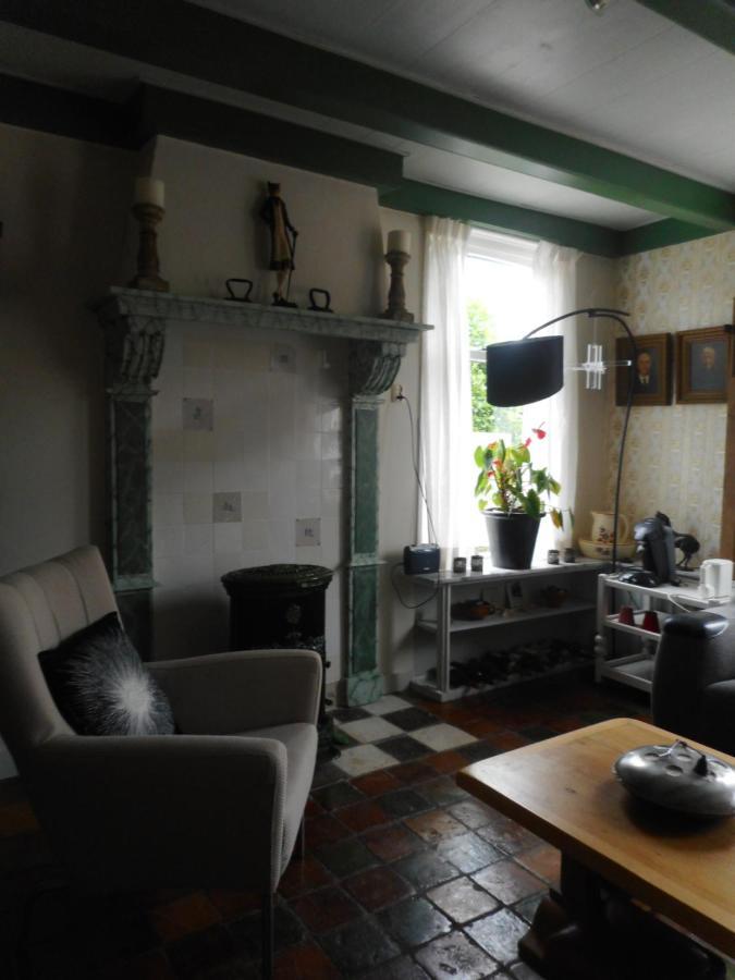 B&B In Karakteristieke Woning, Lytse Loane 5 Ee Эе Экстерьер фото